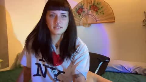 DD online show from November 2025 03:49:01 AM