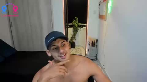 Snapshot of travis_bakerr chatting on September 2025 11:41:02 PM travis bakerr online show from September 2025 11:41:02 PM