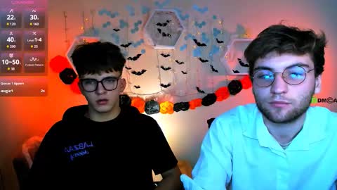 Snapshot of travis_wolf_ chatting on October 2025 07:19:02 PM Travis online show from October 2025 07:19:02 PM