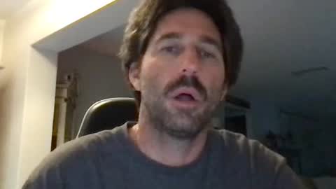 Snapshot of traviskenn chatting on October 2025 11:28:02 AM TravisKenn online show from October 2025 11:28:02 AM