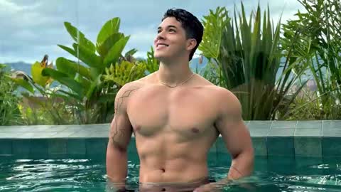 Snapshot of traviss_joplin chatting on October 2025 11:16:01 PM Travis online show from October 2025 11:16:01 PM