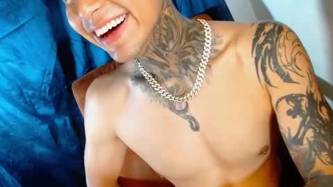 TRAV - INDEPENDENT MODEL online show from December 2024 09:09:01 PM