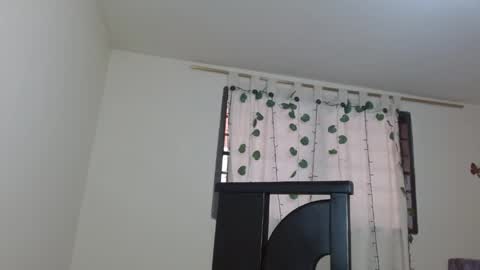 Snapshot of trebol_4 chatting on April 2026 07:58:01 PM trebol_4 online show from April 2026 07:58:01 PM
