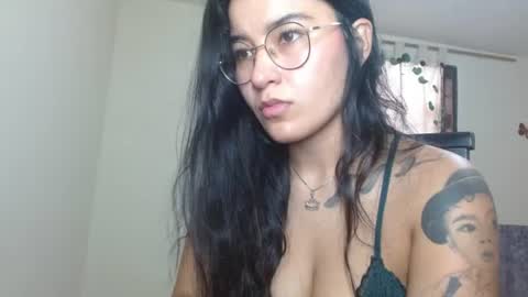 Snapshot of trebol_4 chatting on June 2026 05:14:01 PM trebol_4 online show from June 2026 05:14:01 PM