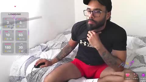 Snapshot of treborshunter chatting on March 2026 08:14:01 PM Hunter man online show from March 2026 08:14:01 PM