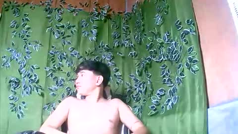 trebz_01 online show from November 2025 08:04:02 AM