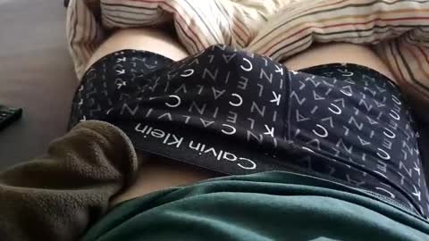 Snapshot of tree1989 chatting on October 2025 10:23:02 AM tree1989 online show from October 2025 10:23:02 AM