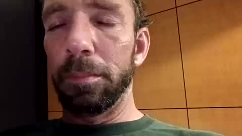 Snapshot of treedude303720 chatting on October 2025 03:27:02 AM treedude303720 online show from October 2025 03:27:02 AM