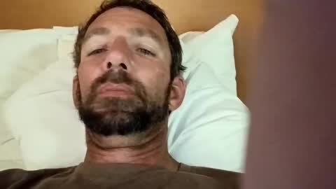 Snapshot of treedude303720 chatting on October 2025 10:48:02 PM treedude303720 online show from October 2025 10:48:02 PM