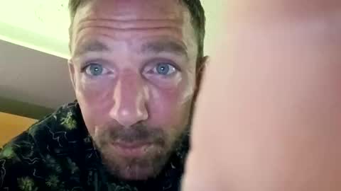 Snapshot of treedude303720 chatting on November 2025 08:02:02 AM treedude303720 online show from November 2025 08:02:02 AM