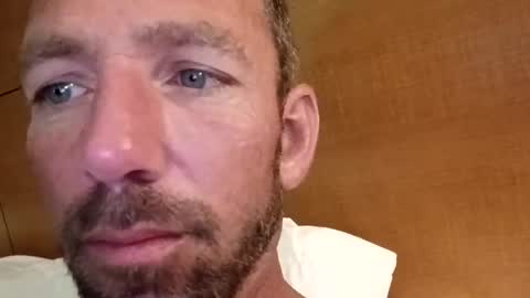 Snapshot of treedude303720 chatting on November 2025 10:32:02 PM treedude303720 online show from November 2025 10:32:02 PM