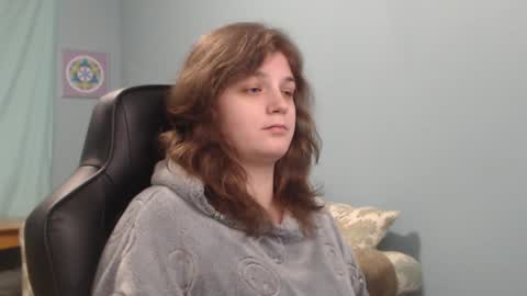 TreeJeanne online show from December 2024 04:58:01 PM