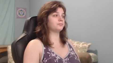 TreeJeanne online show from December 2024 07:58:01 AM