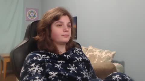 TreeJeanne online show from December 2024 04:05:02 PM