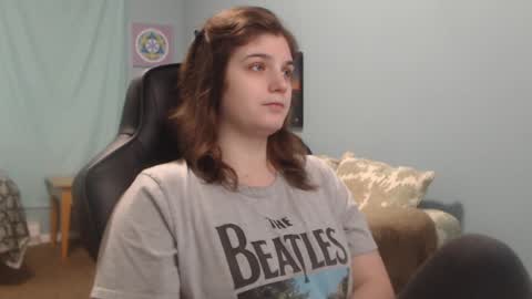 TreeJeanne online show from December 2024 12:28:01 PM