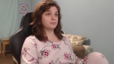 TreeJeanne online show from December 2024 02:51:01 AM