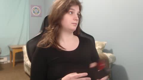 TreeJeanne online show from January 2025 04:43:02 PM