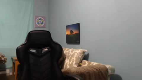 TreeJeanne online show from February 2025 05:58:01 PM