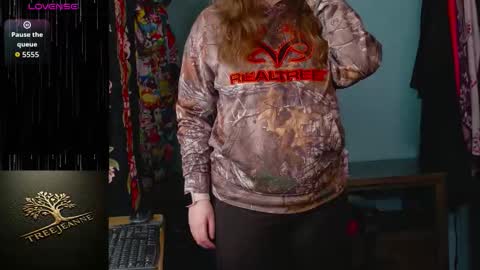 Snapshot of treejeanne chatting on March 2026 04:57:01 PM TreeJeanne online show from March 2026 04:57:01 PM