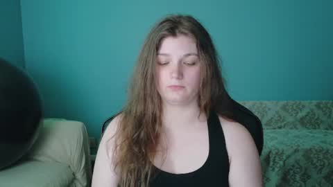 Snapshot of treejeanne chatting on June 2026 08:43:02 PM TreeJeanne online show from June 2026 08:43:02 PM