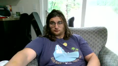 Snapshot of treesucker13 chatting on June 2026 07:22:02 PM treesucker13 online show from June 2026 07:22:02 PM
