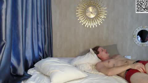 Sarah And Jon online show from February 2025 04:33:02 AM