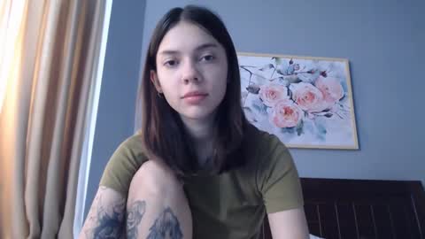 Sarah And Jon online show from March 2025 02:30:02 AM