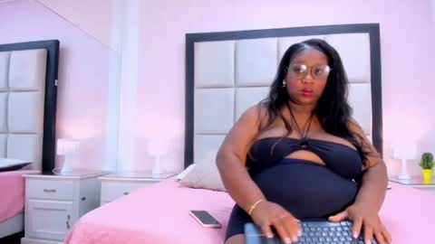 Treisy Vixen big ass online show from August 2026 03:05:01 AM