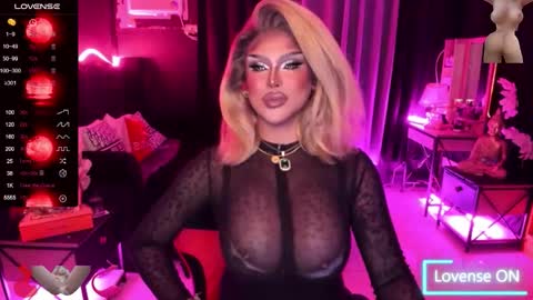 Jade online show from September 2025 01:25:02 PM