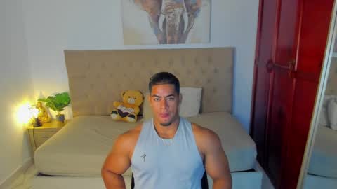 Snapshot of trevor_vinc chatting on October 2025 12:45:02 PM trevor online show from October 2025 12:45:02 PM