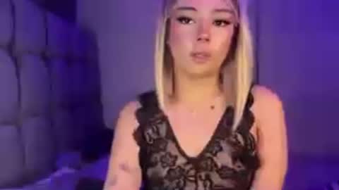 trexie_fucks15 online show from July 2026 01:09:01 PM