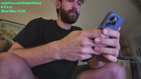 Snapshot of treyanthony chatting on January 2025 03:14:02 PM decentanthony online show from January 2025 03:14:02 PM