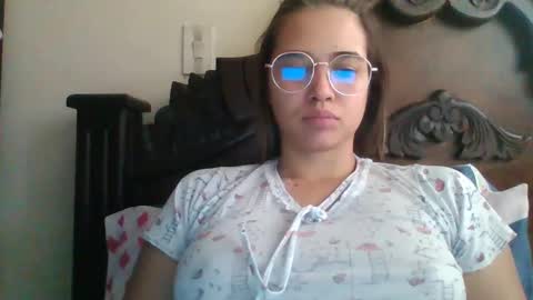 Snapshot of triana_bell chatting on December 2024 05:24:01 PM triana_bell online show from December 2024 05:24:01 PM