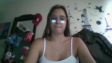 triana_bell online show from October 2025 03:24:02 PM