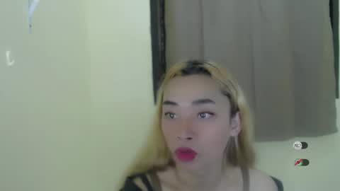 Snapshot of tricia_slut chatting on February 2025 11:31:02 AM tricia_slut online show from February 2025 11:31:02 AM