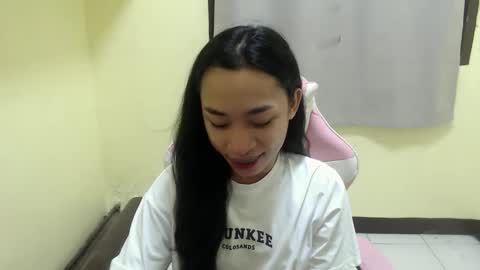 Snapshot of tricia_slut chatting on March 2025 05:12:01 AM tricia_slut online show from March 2025 05:12:01 AM