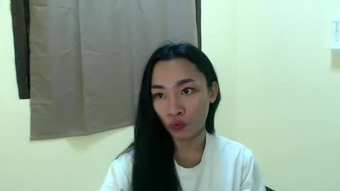 Snapshot of tricia_slut chatting on March 2025 03:37:02 PM tricia_slut online show from March 2025 03:37:02 PM