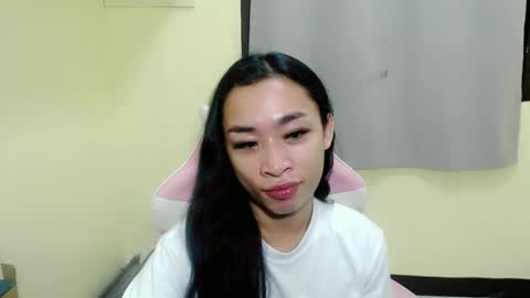 Snapshot of tricia_slut chatting on March 2025 07:53:01 AM tricia_slut online show from March 2025 07:53:01 AM