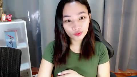 tricia_slut online show from May 2026 06:19:01 AM