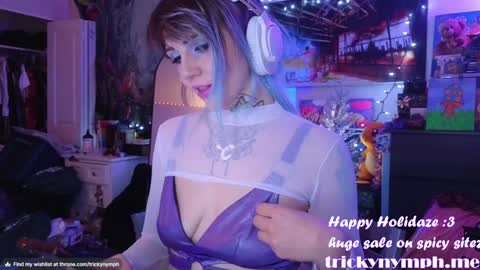 Snapshot of tricky_nymph chatting on December 2024 06:48:01 AM Cassie online show from December 2024 06:48:01 AM