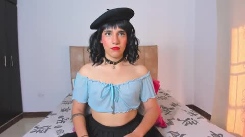 Snapshot of trinydoll chatting on September 2025 12:59:02 PM Triny online show from September 2025 12:59:02 PM