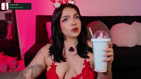 Val martinez  online show from December 2025 09:42:02 PM