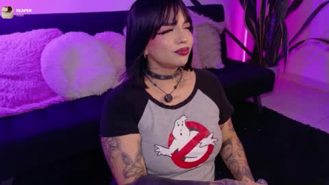 Val martinez  online show from April 2026 12:24:02 AM