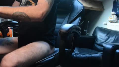 Snapshot of tripstocum chatting on October 2025 01:20:01 PM FluideAmer online show from October 2025 01:20:01 PM