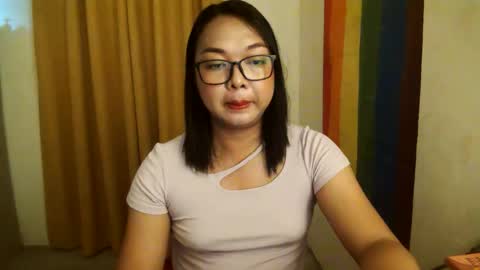 Snapshot of trishakera chatting on September 2025 02:26:01 AM trisha online show from September 2025 02:26:01 AM