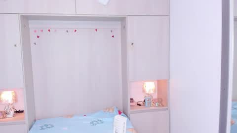 Snapshot of trishamoon chatting on November 2025 04:26:02 AM TRISHA online show from November 2025 04:26:02 AM