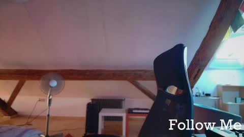 Triton online show from June 2026 04:53:02 AM