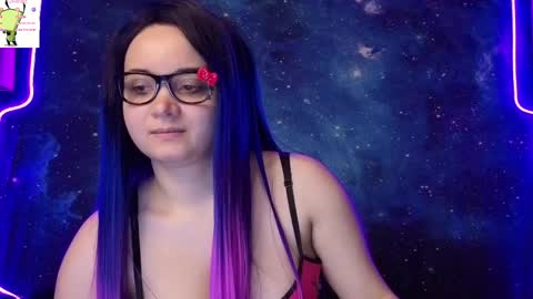 trixiedoescamcam online show from April 2026 02:27:02 AM