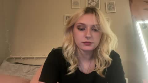 Trixi online show from July 2026 05:15:02 AM