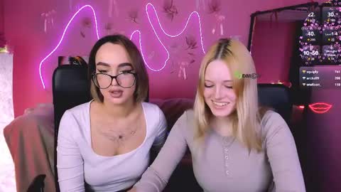 Trixy online show from April 2026 07:17:02 PM